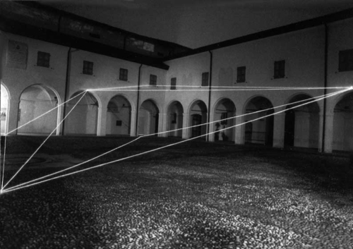 16 CARLO BERNARDINI, Permeable Space 1999, optical fibers; feet h 18x60x60; S.Domenico Cloisters, Reggio Emilia.