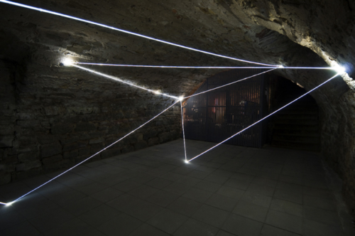 30 CARLO BERNARDINI, LIGHT ACCUMULATOR 2008; Fiber optic installation, feet h 11x22x14. Triefenstein Homburg (Frankfurt), Kunst in Schloss Homburg.