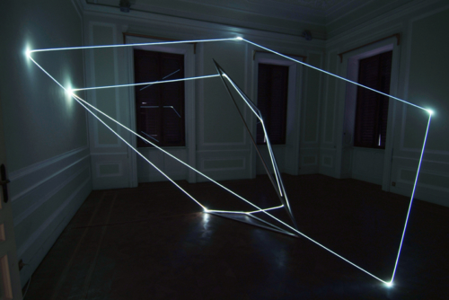 40 CARLO BERNARDINI, LIGHT CATALYST 2008, Stainless steel and fiber optic installation, feet h 16x28x22; Chiari (Brescia) Villa Mazziotti.