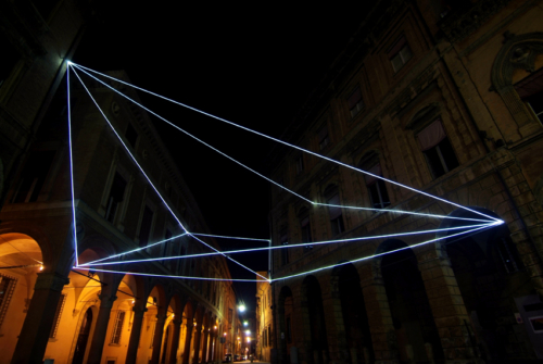 04 CARLO BERNARDINI, CODICE SPAZIALE 2009, Artfirst, Arte Fiera Bologna, Grossetti Arte Contemporanea. Installazione ambientale in fibre ottiche, h da terra mt 15x23x26; Piazza S. Stefano, Bologna.