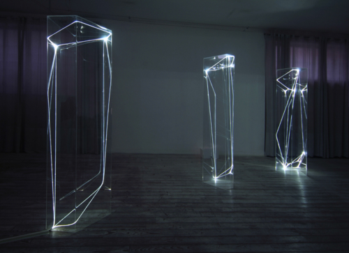 17 CARLO BERNARDINI, Permeable Spaces 2002-2006, Fiber optic, transparent plexiglass, feet h 7,5x2x2 (everyone); Grossetti Arte Contemporanea, Milan.