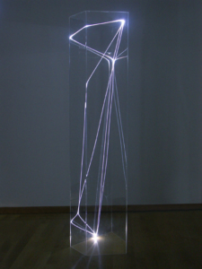 16 CARLO BERNARDINI, Spazi Permeabili 2003; plexiglass, fibre ottiche, cm h 220x50x50 cad. Barbara Behan Gallery, 2004 London.