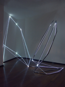 06 CARLO BERNARDINI, Stati di Illuminazione 2005, fibra ottica e acciaio inox; h mt 3x4x2,5,  Bolzano, Antonella Cattani contemporary art.